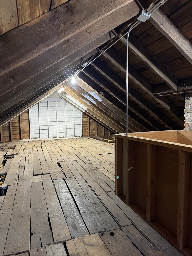 825 N Butrick Street, Waukegan, IL 60085