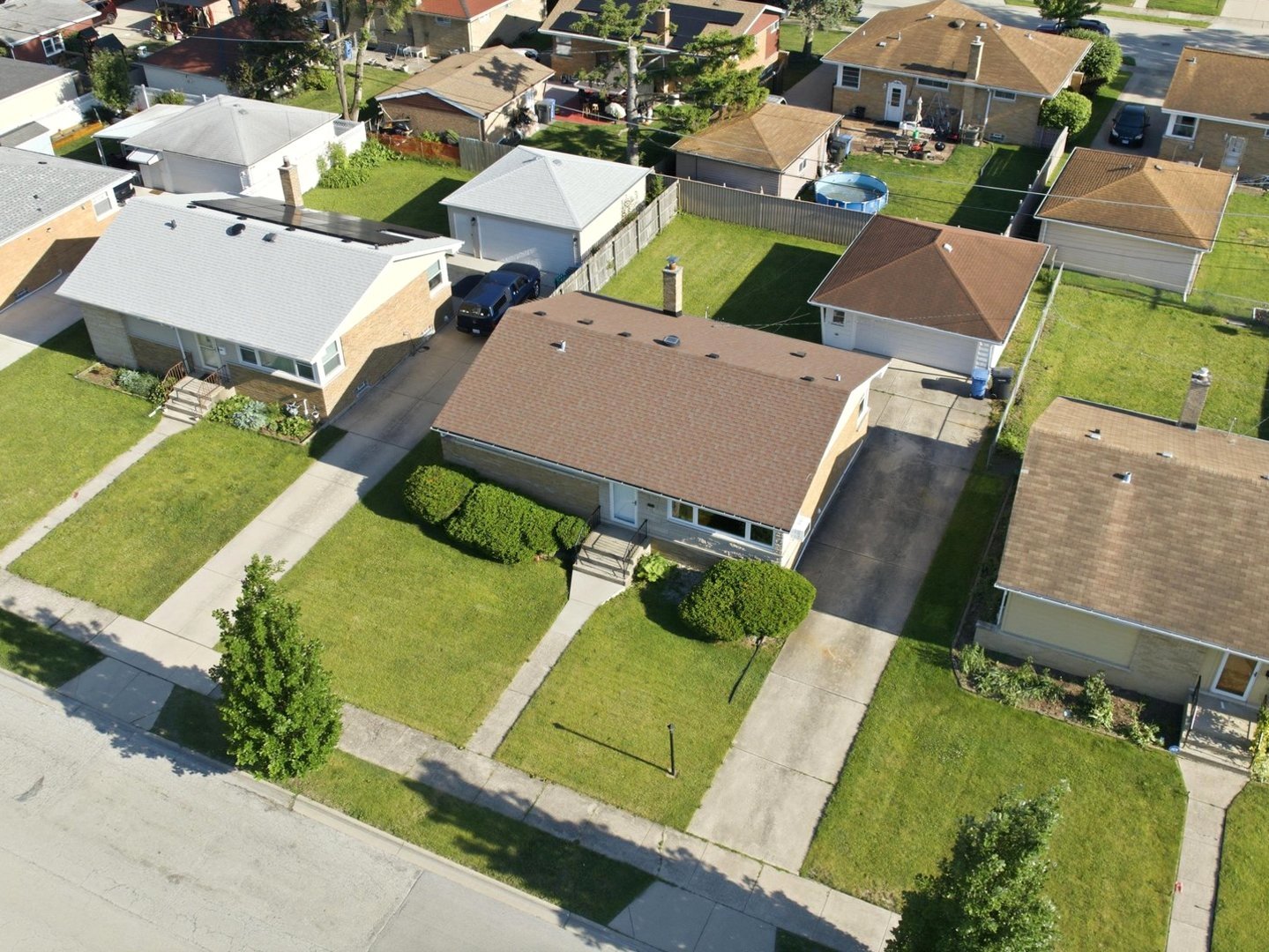 4900 W Hawthorne Avenue, Hillside, IL 60162