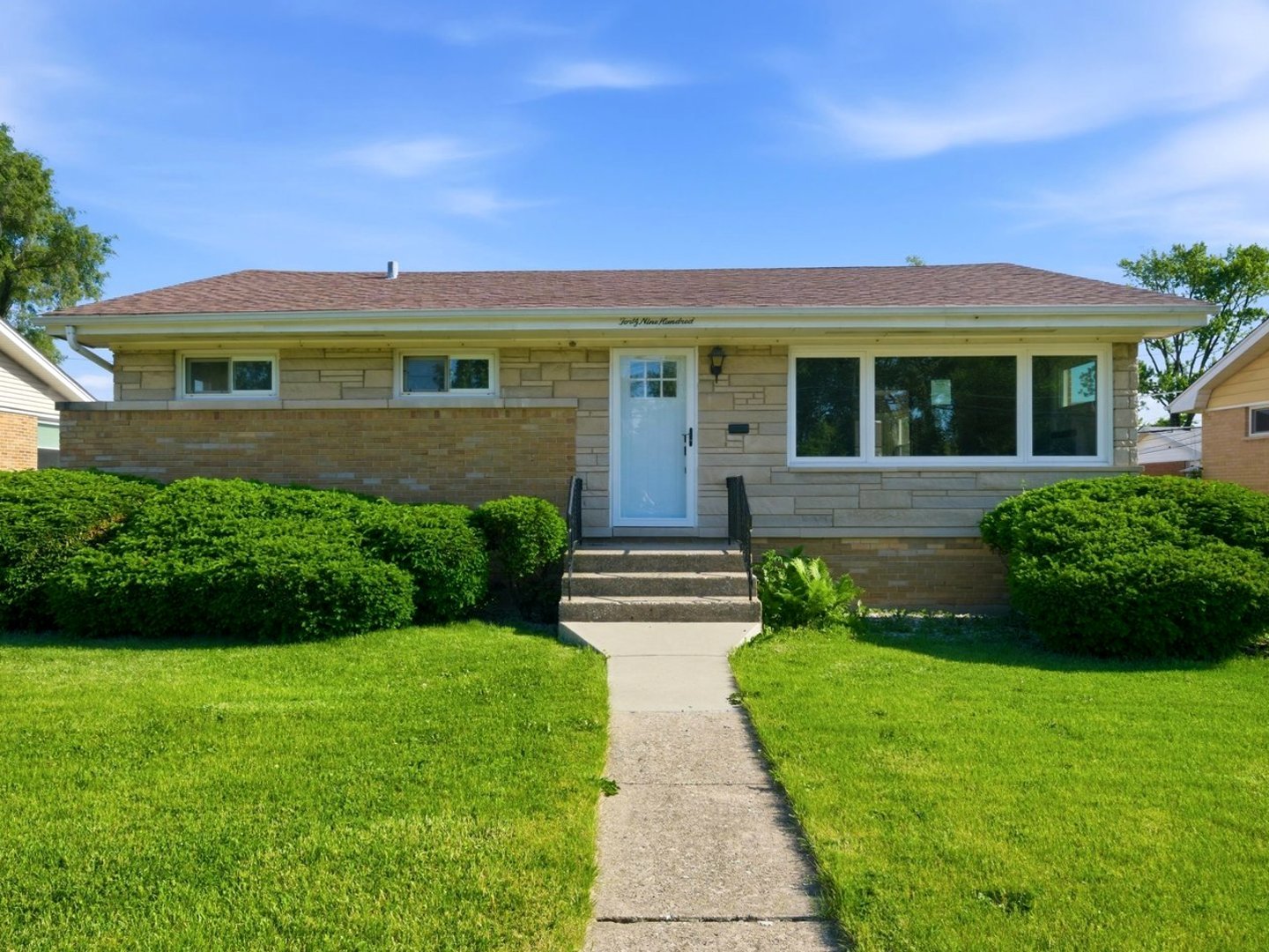 4900 W Hawthorne Avenue, Hillside, IL 60162