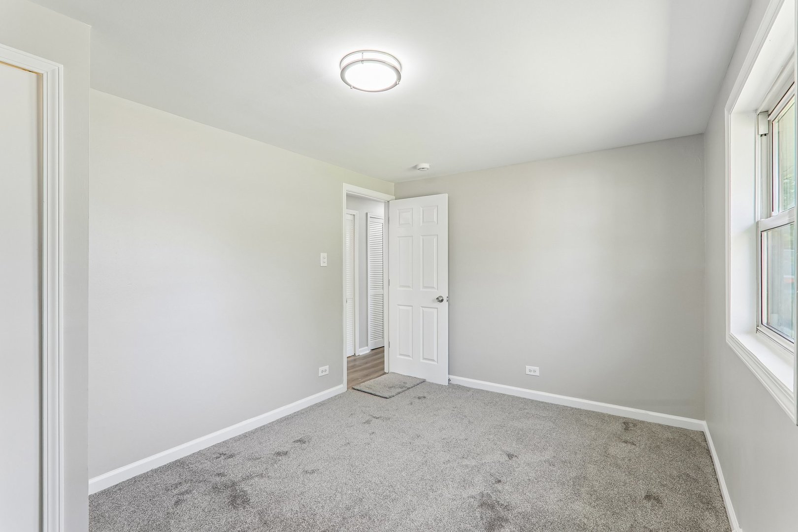 16032 Circle Drive, Markham, IL 60428
