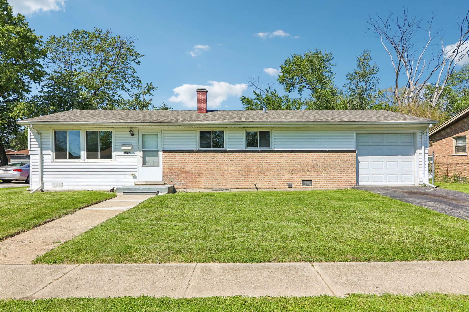 16032 Circle Drive, Markham, IL 60428