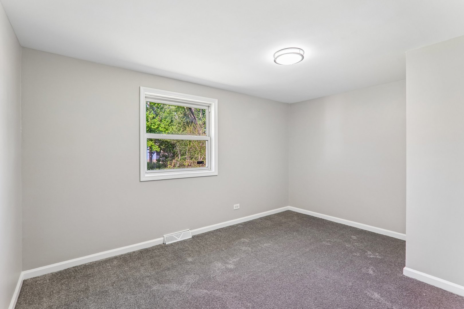 16032 Circle Drive, Markham, IL 60428