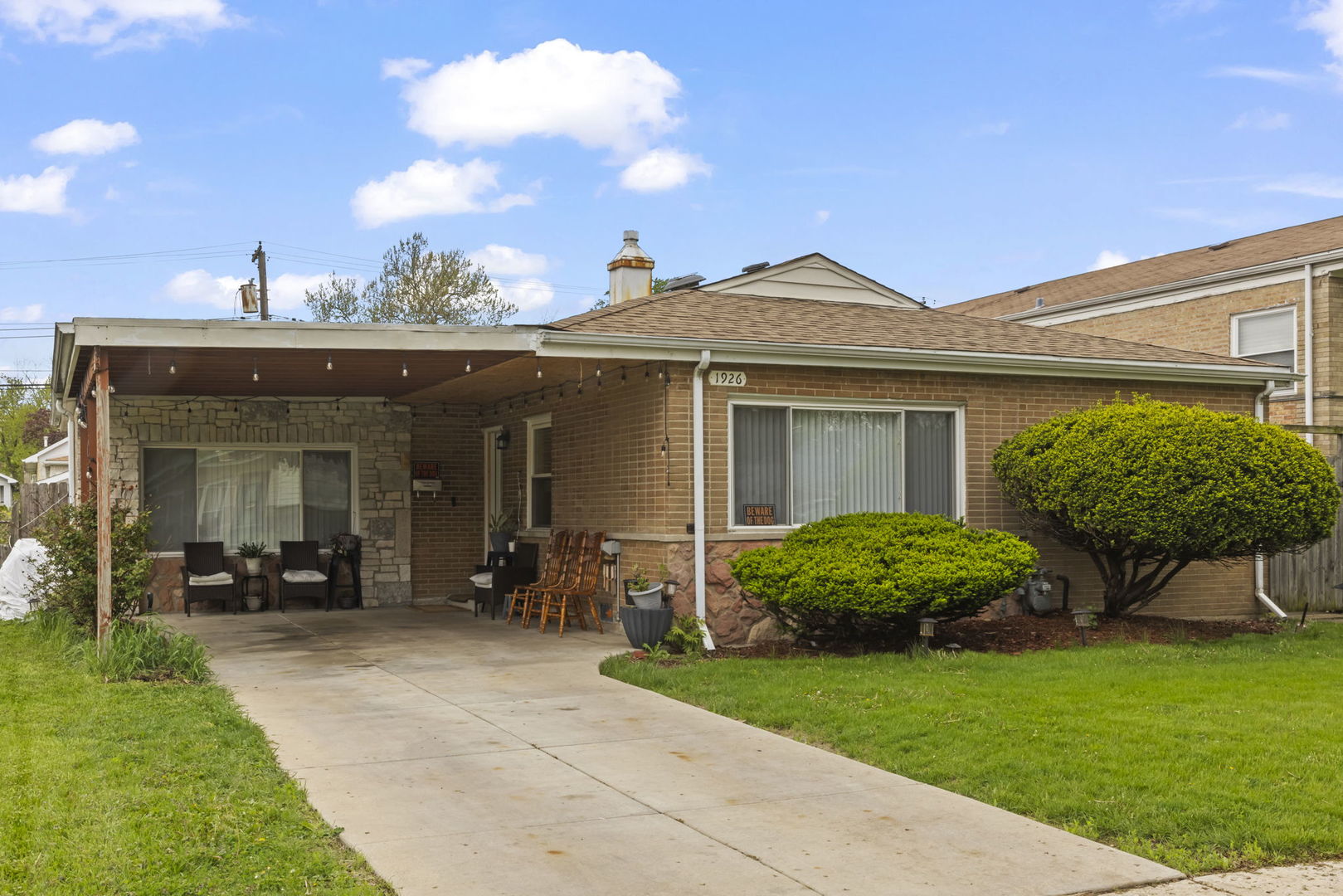 1926 S 16th Avenue, Broadview, IL 60155