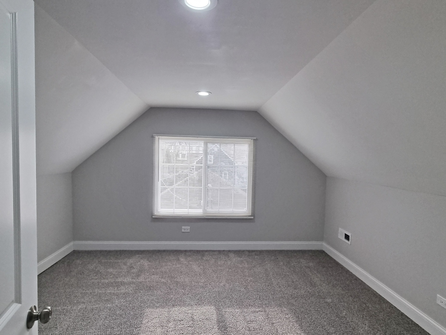 410 S 2nd Avenue, Maywood, IL 60153
