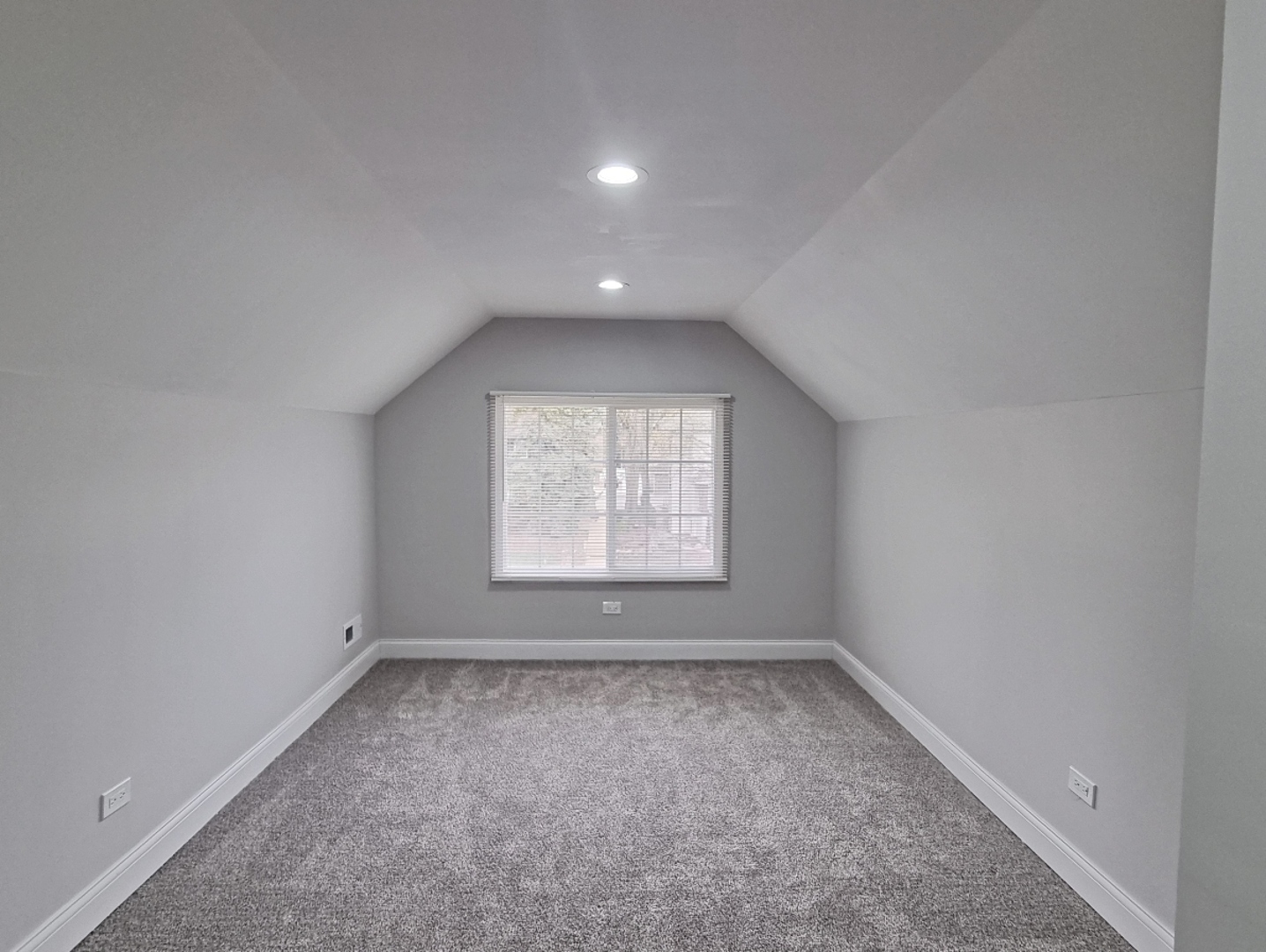 410 S 2nd Avenue, Maywood, IL 60153
