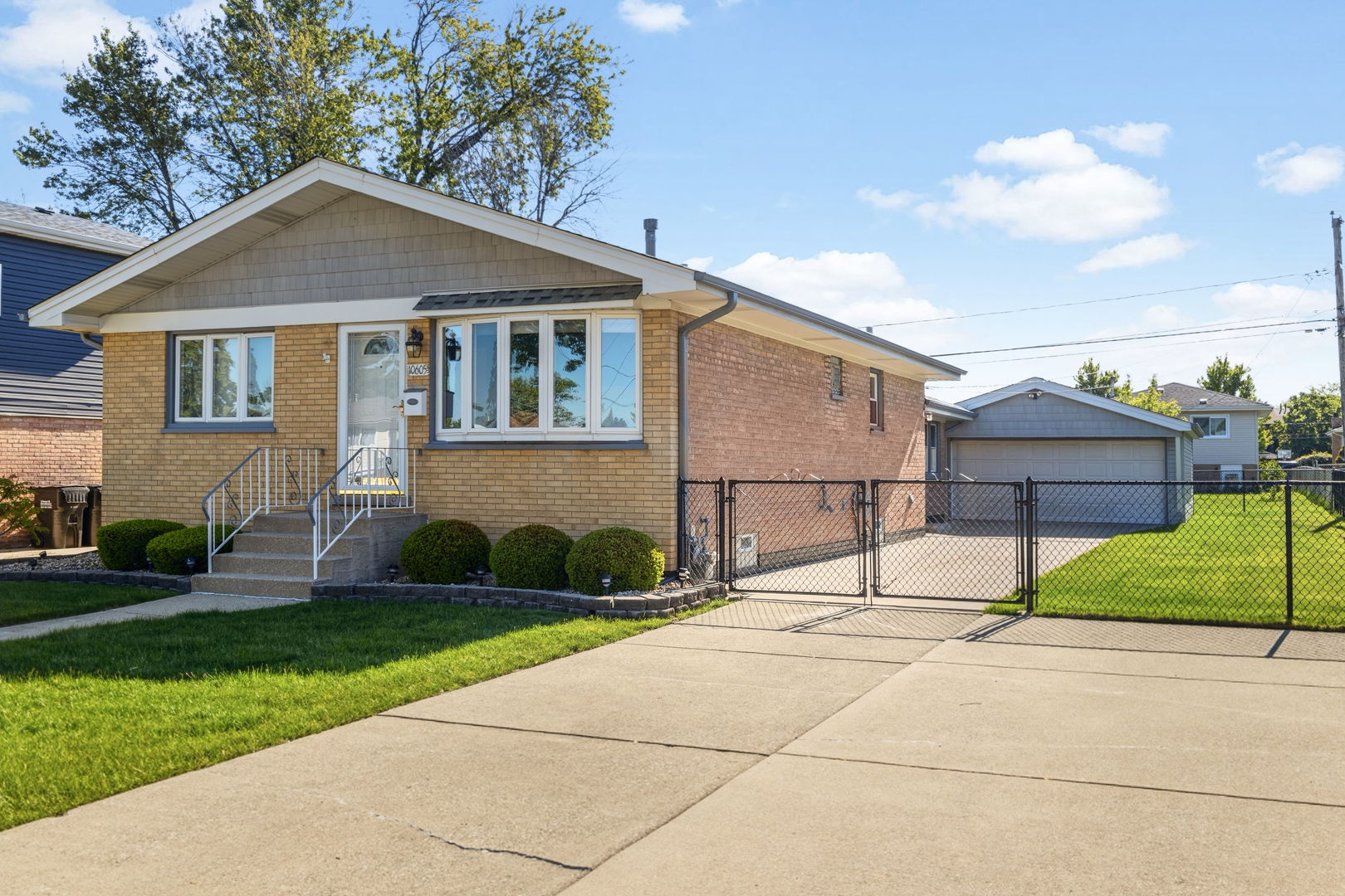 10605 Sycamore Drive, Chicago Ridge, IL 60415