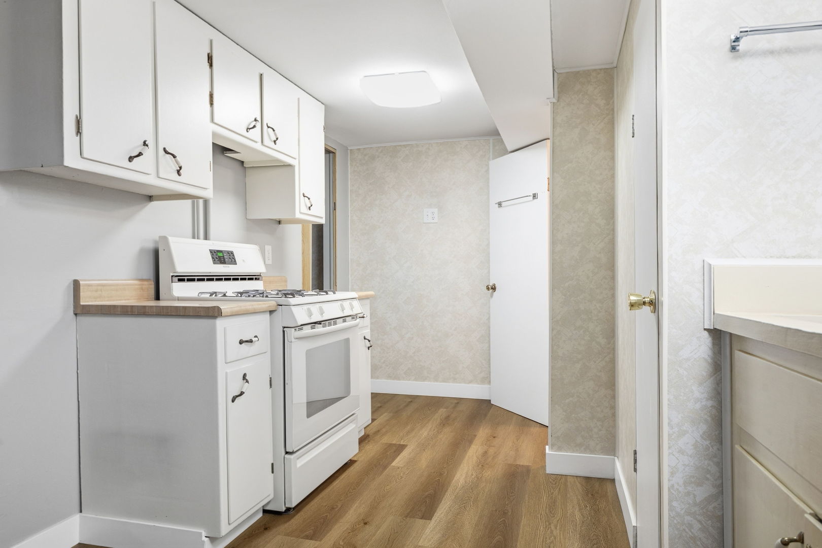 10605 Sycamore Drive, Chicago Ridge, IL 60415