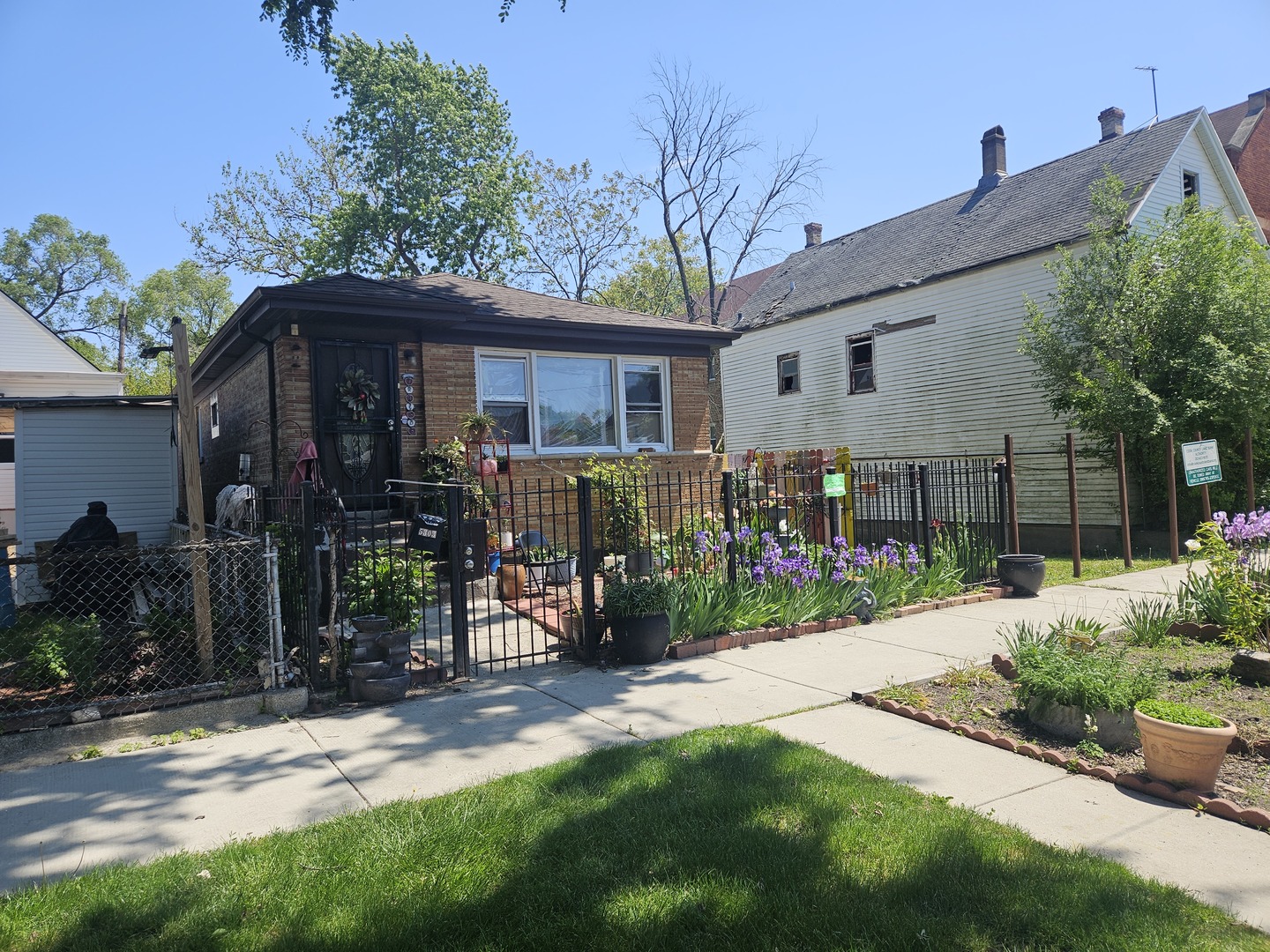 5303 S Winchester Avenue, Chicago, IL 60609