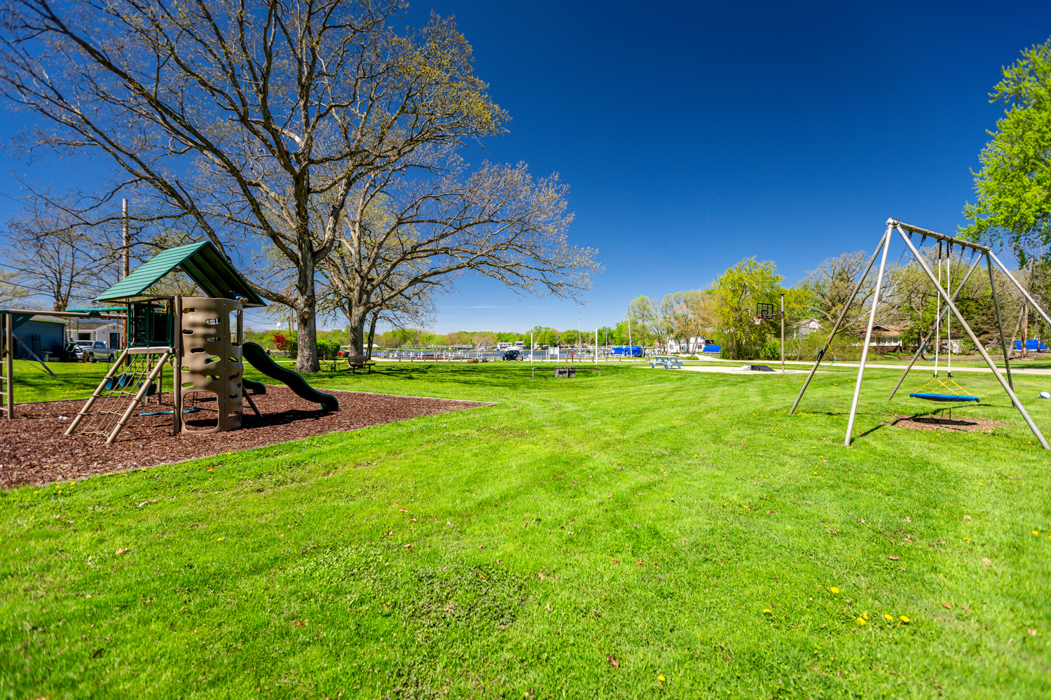 1010 Osage Drive, McHenry, IL 60051