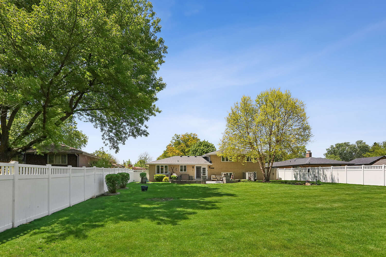 12557 S Nashville Avenue, Palos Heights, IL 60463