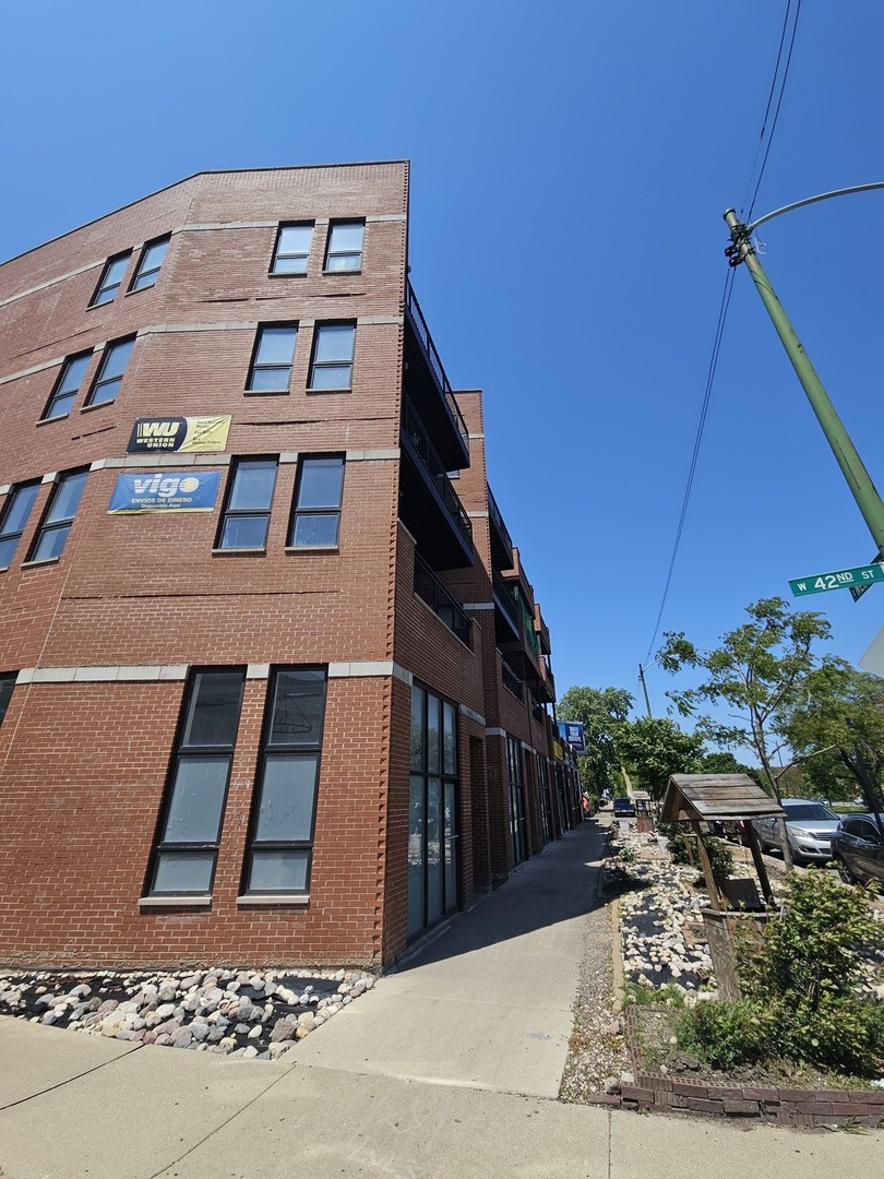 4150 S Western Avenue, Chicago, IL 60609