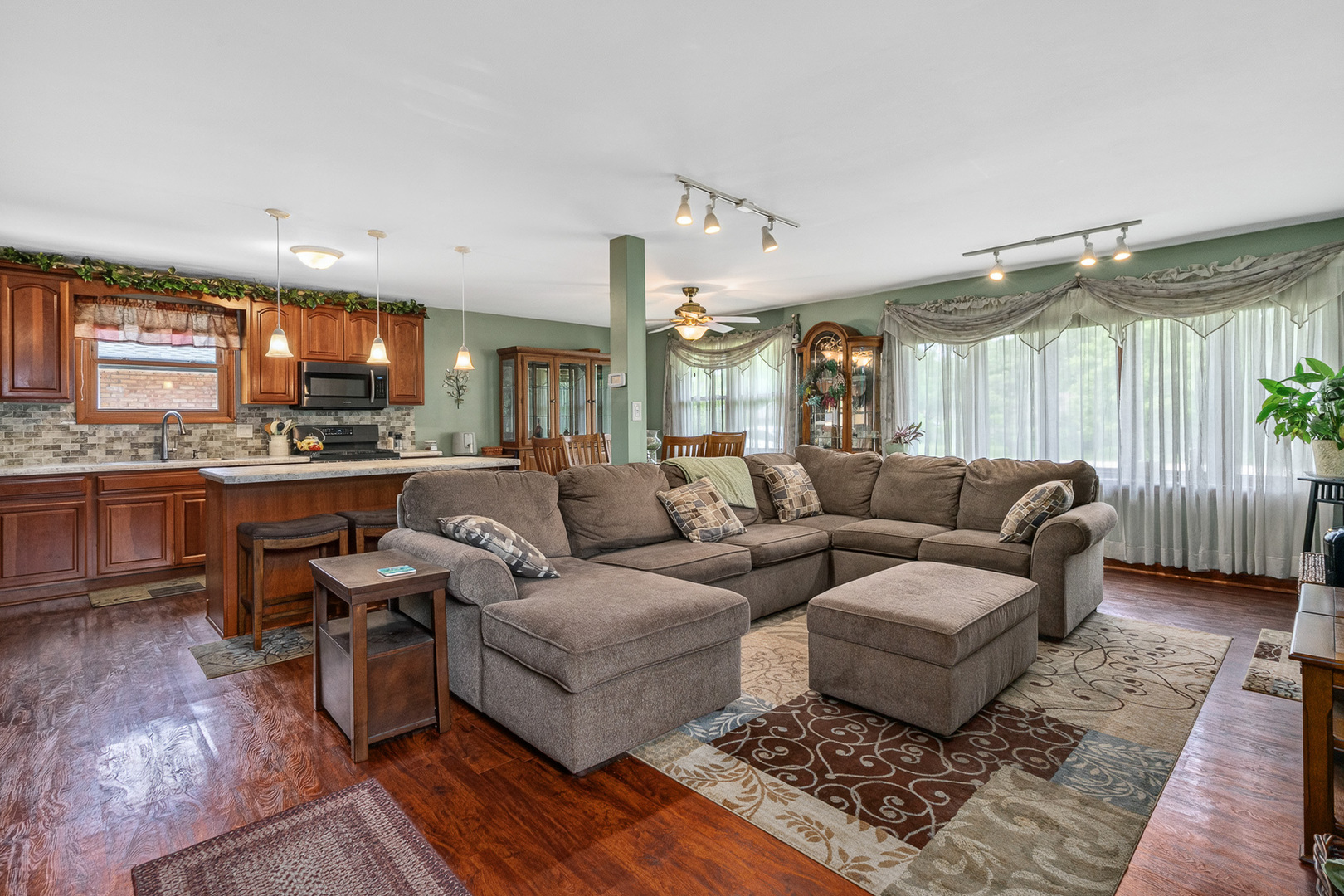 7625 173rd Street, Tinley Park, IL 60477