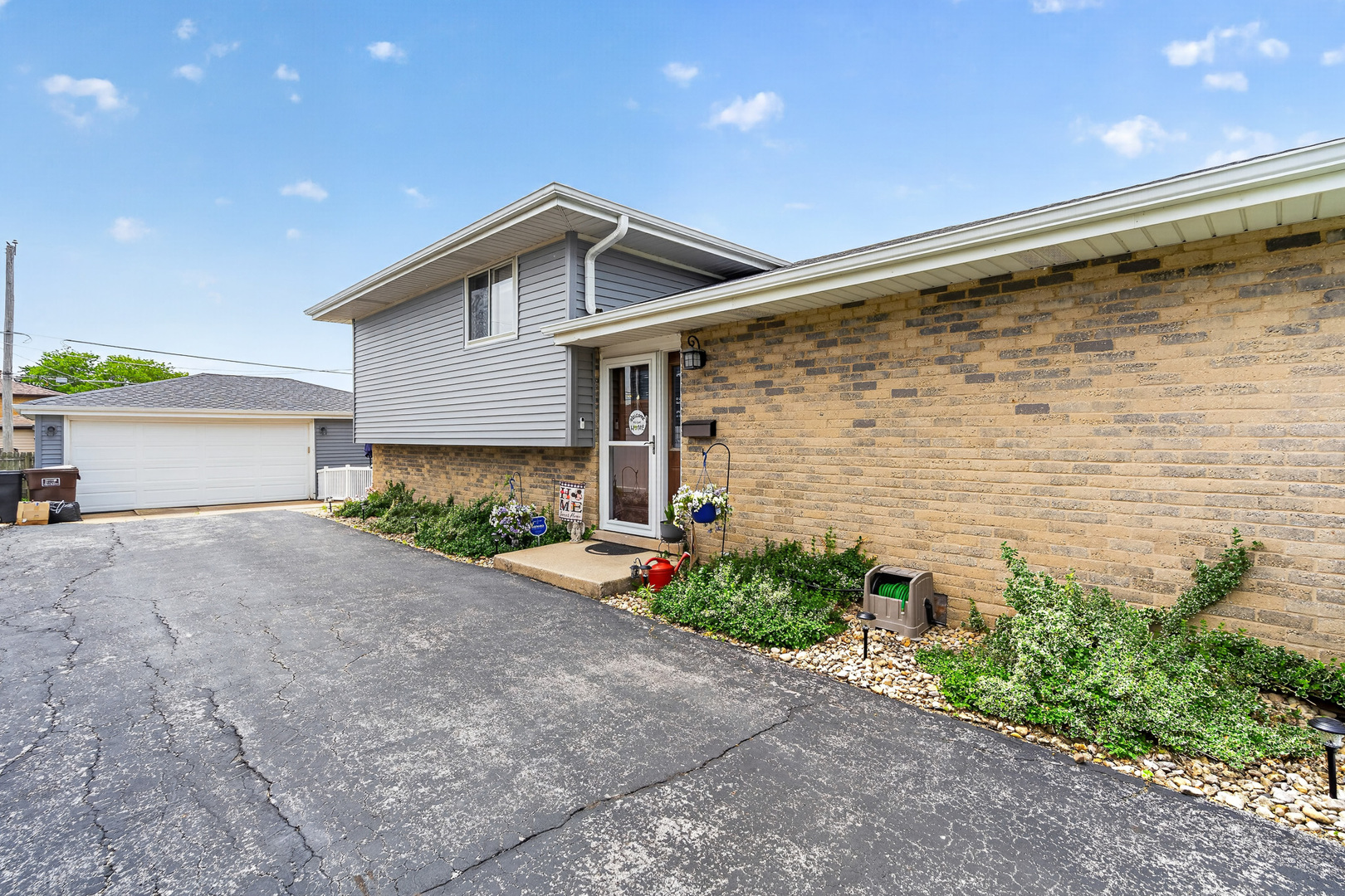 7625 173rd Street, Tinley Park, IL 60477
