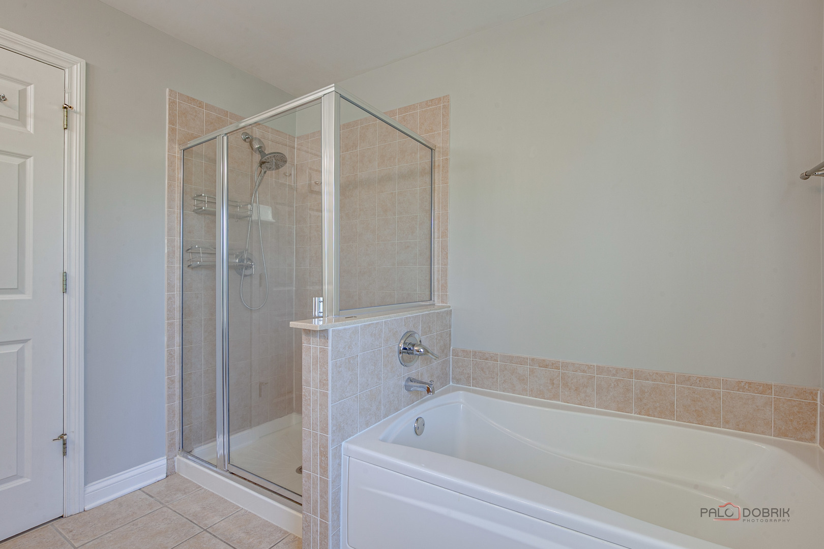 2460 VIOLET Street, Glenview, IL 60026