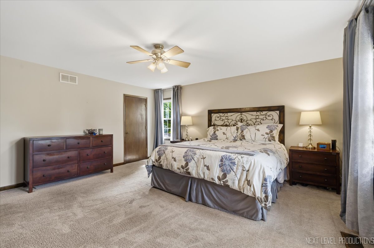 629 JOSHUA Court, Naperville, IL 60540
