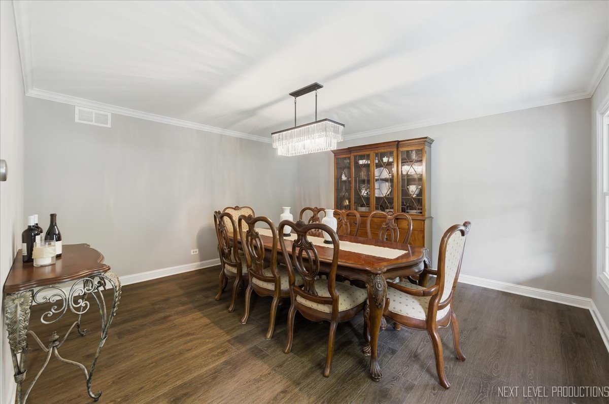 629 JOSHUA Court, Naperville, IL 60540