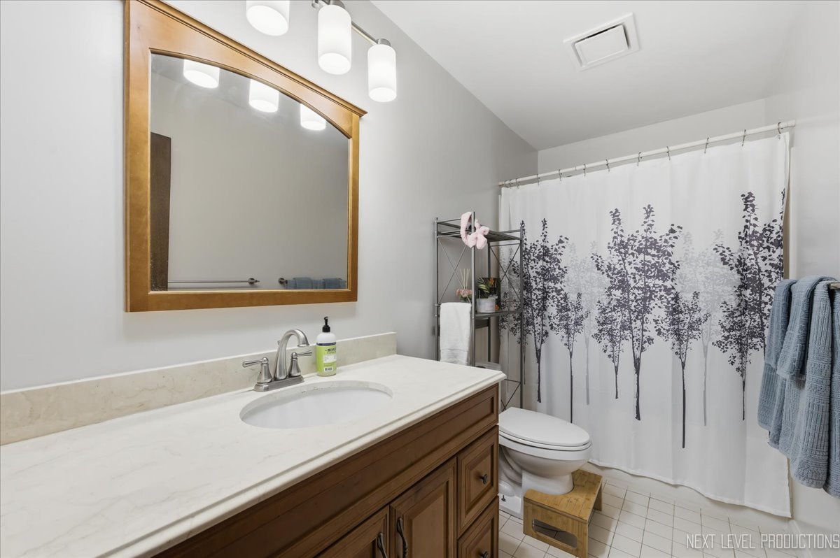 629 JOSHUA Court, Naperville, IL 60540