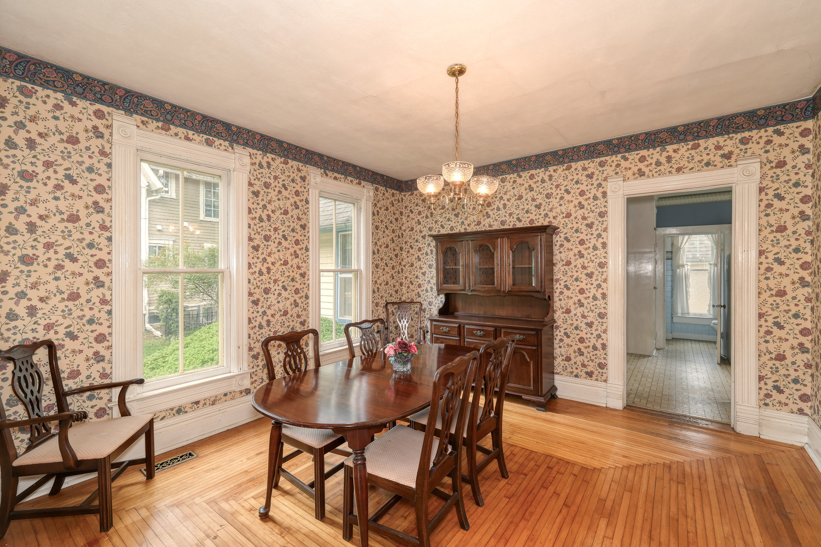 220 N 5th Street, West Dundee, IL 60118