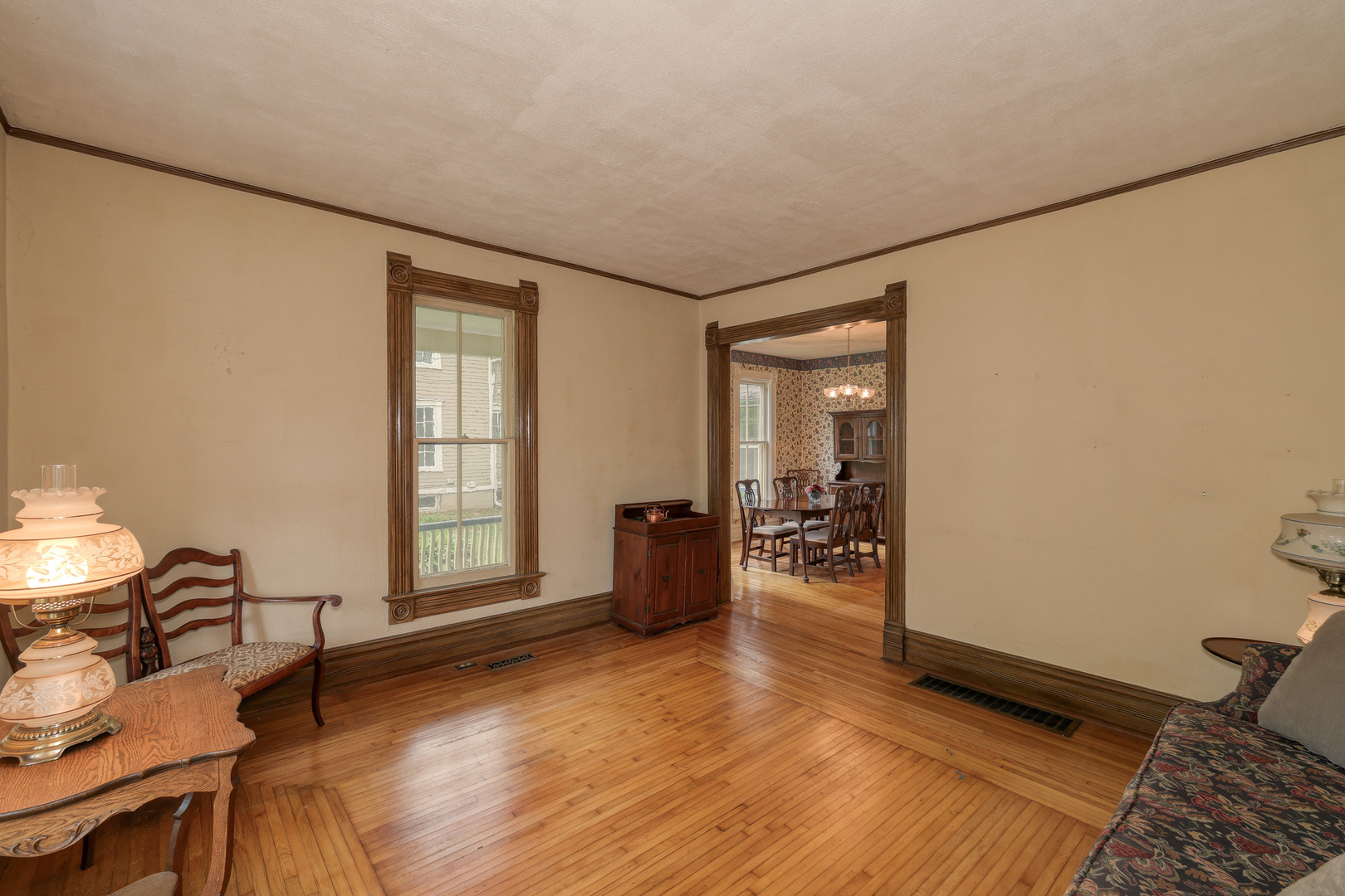 220 N 5th Street, West Dundee, IL 60118