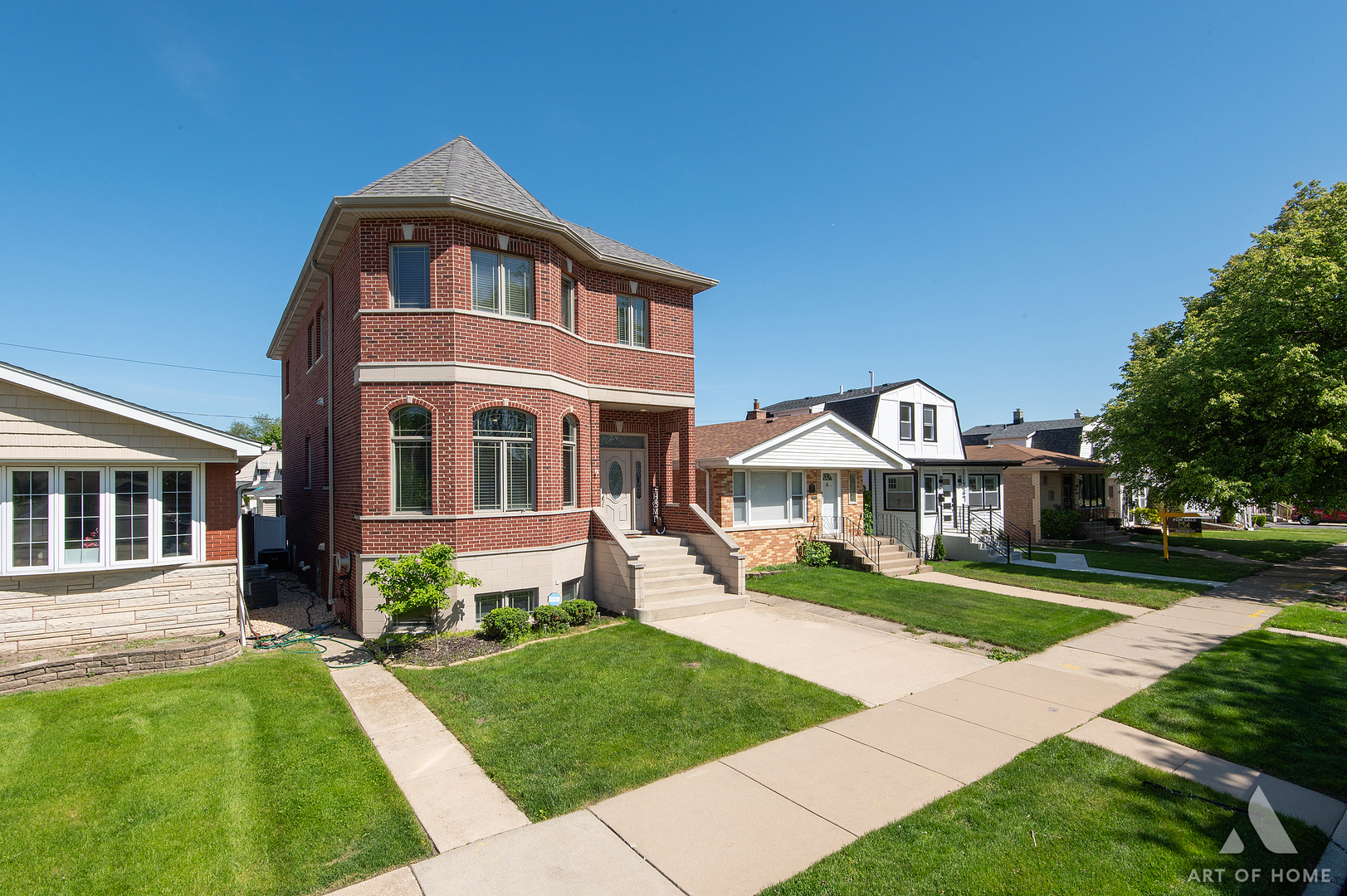 11241 S Central Park Avenue, Chicago, IL 60655