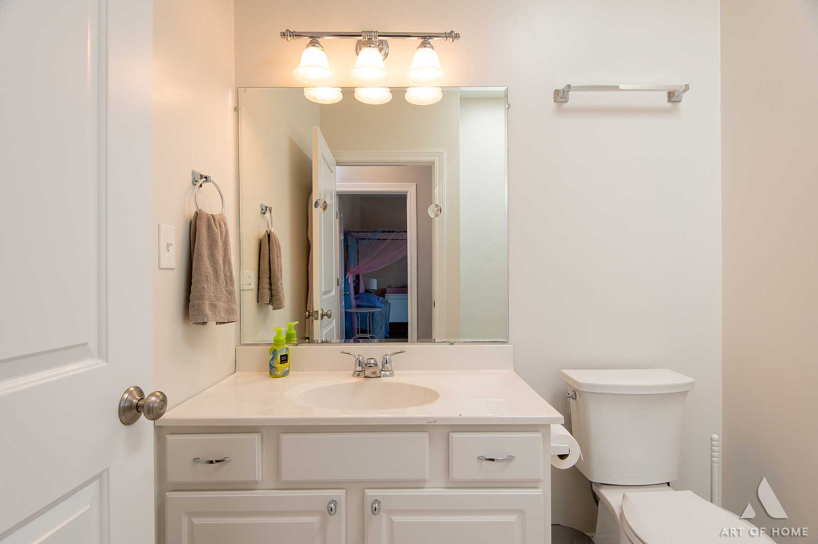 11241 S Central Park Avenue, Chicago, IL 60655