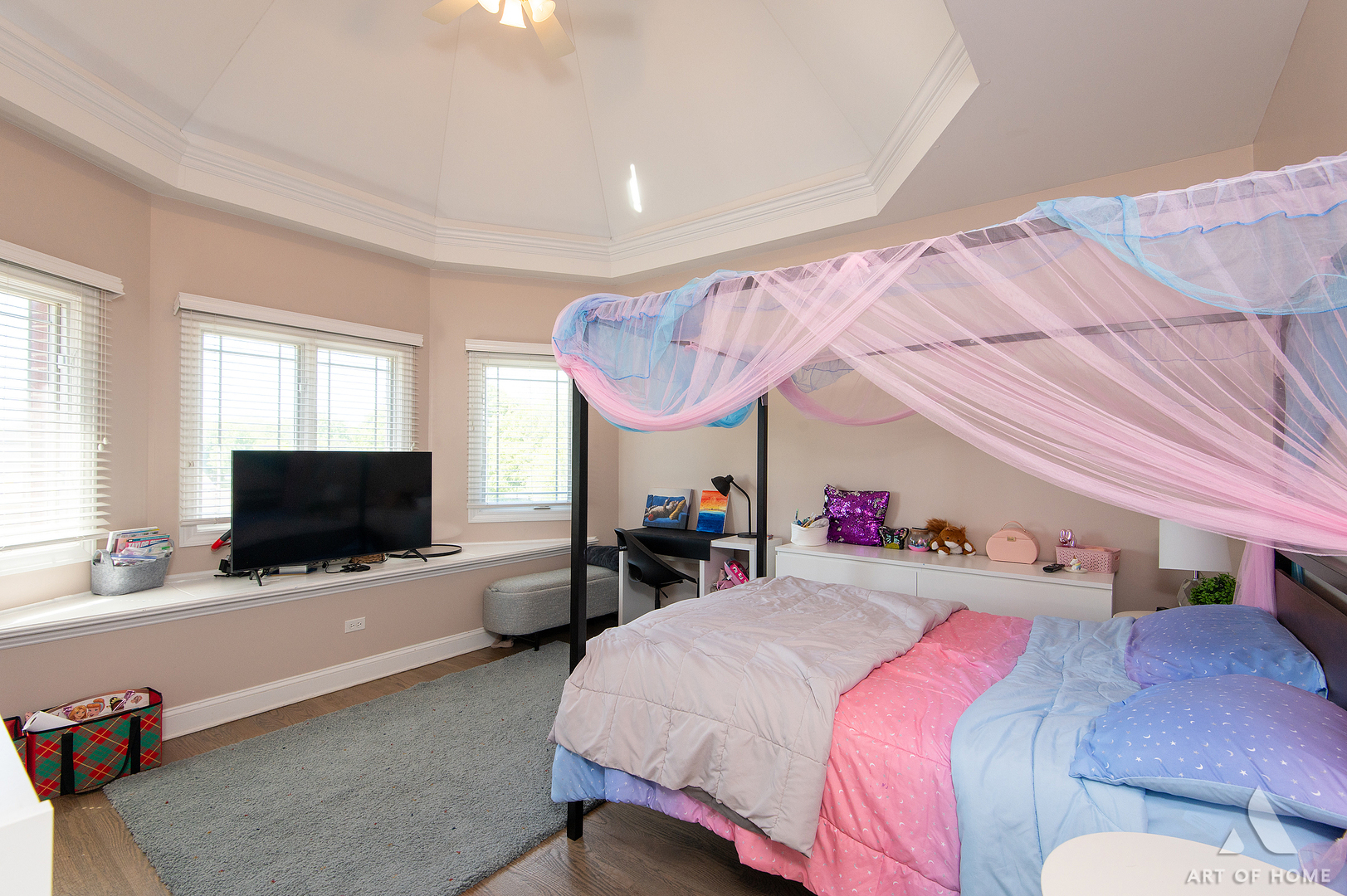 11241 S Central Park Avenue, Chicago, IL 60655