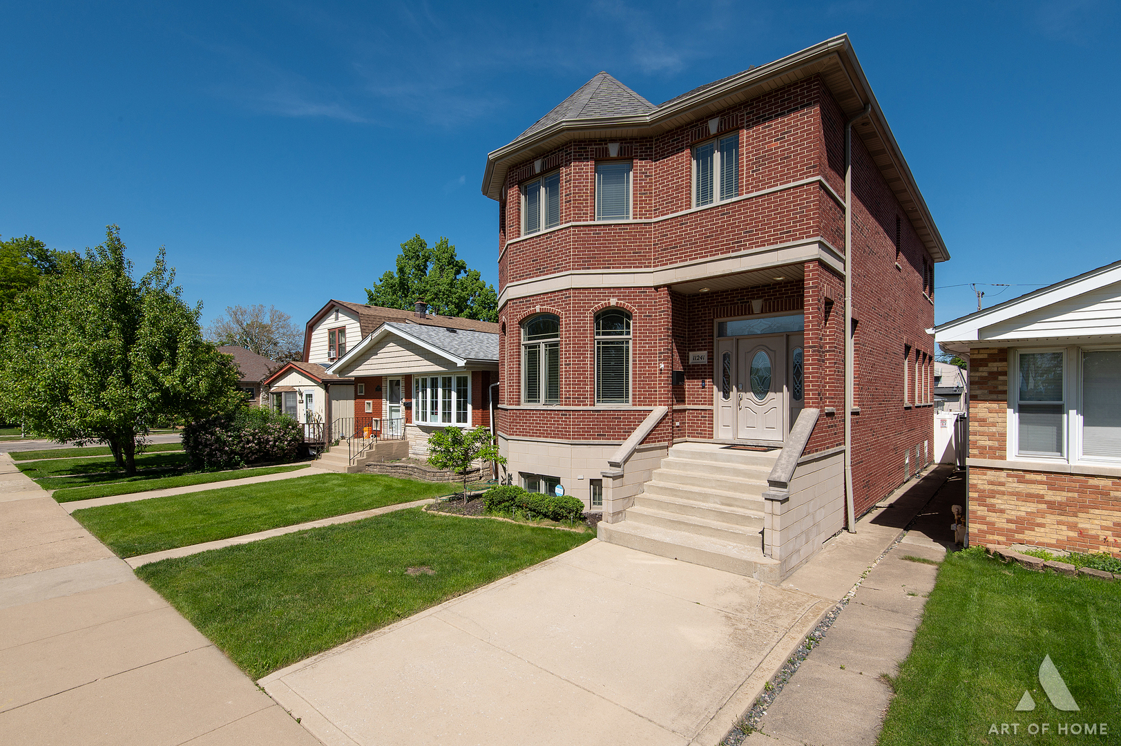 11241 S Central Park Avenue, Chicago, IL 60655