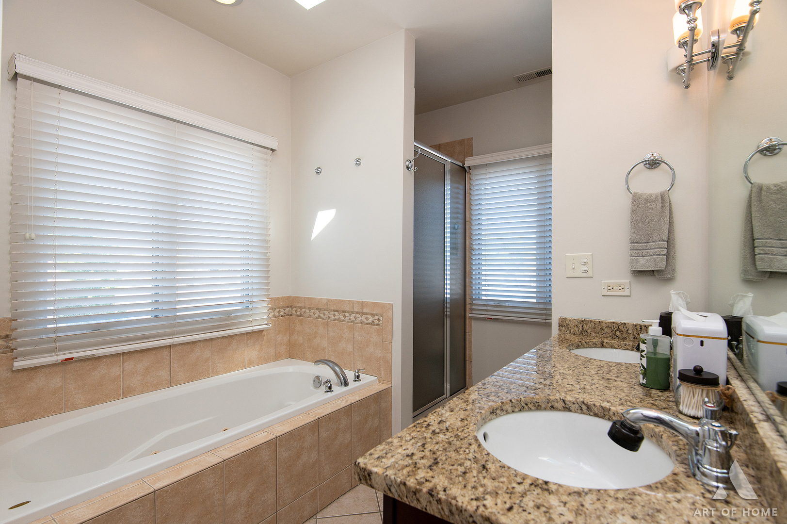 11241 S Central Park Avenue, Chicago, IL 60655