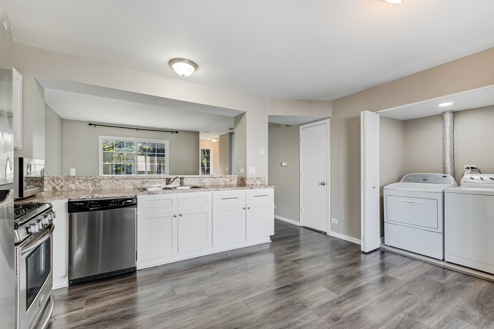 1627 Liberty Street #1627, Hanover Park, IL 60133