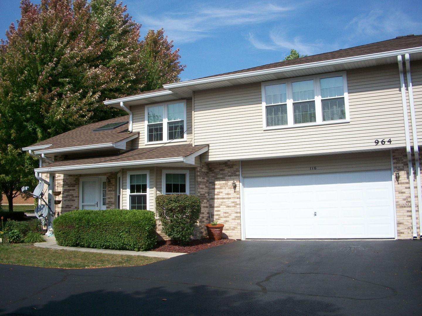 964 Elderberry Circle #116, Naperville, IL 60563