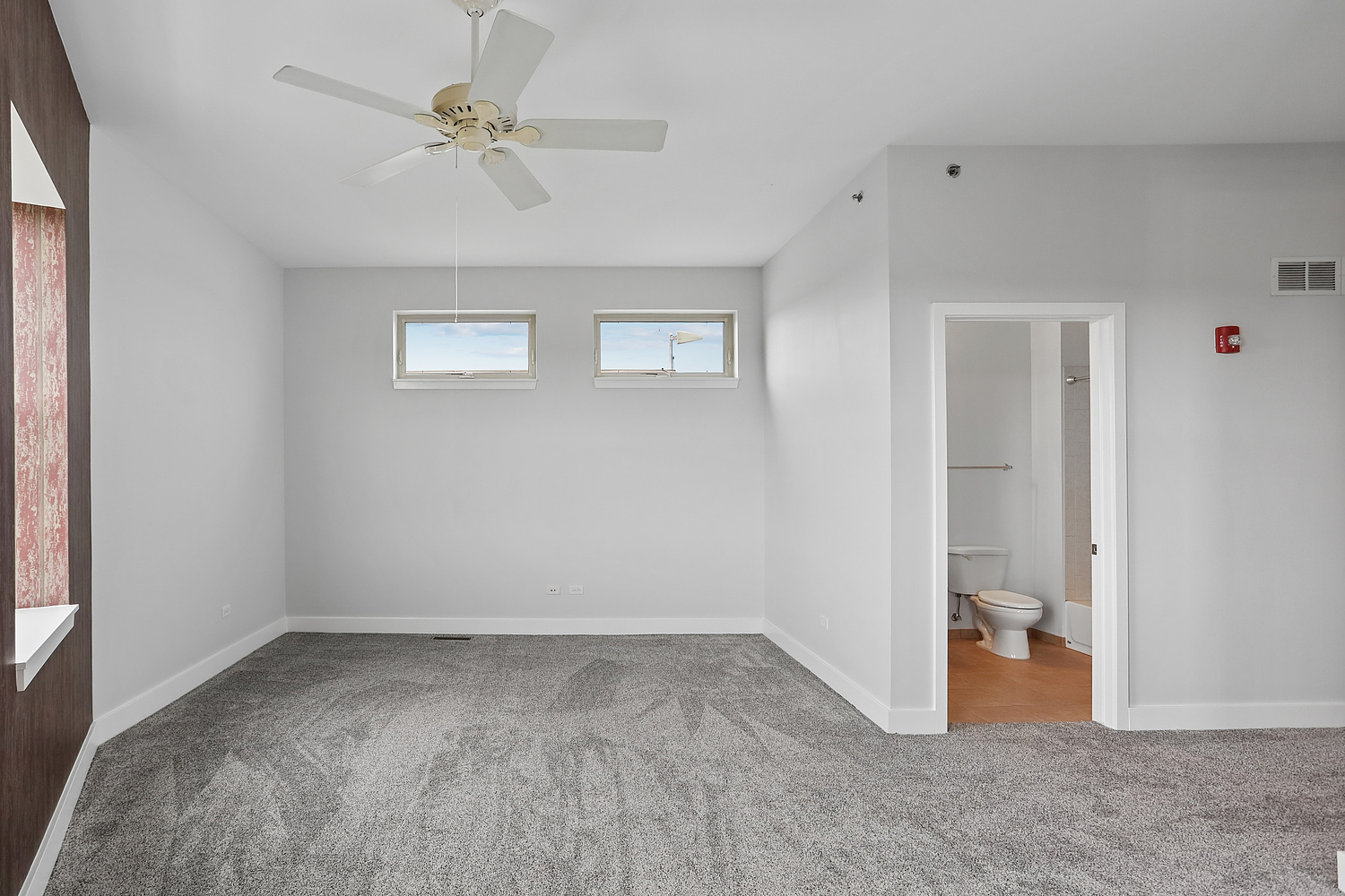 303 Front Street #1401, Lemont, IL 60439
