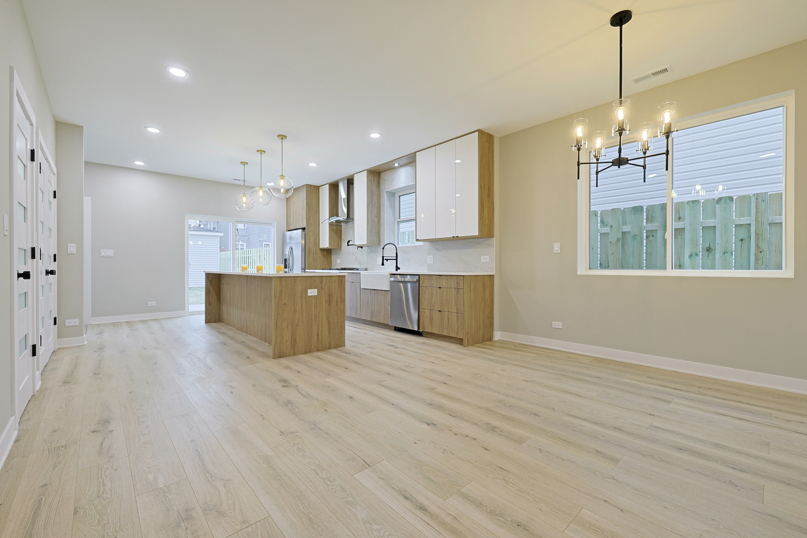 308 N Lockwood Avenue, Chicago, IL 60644