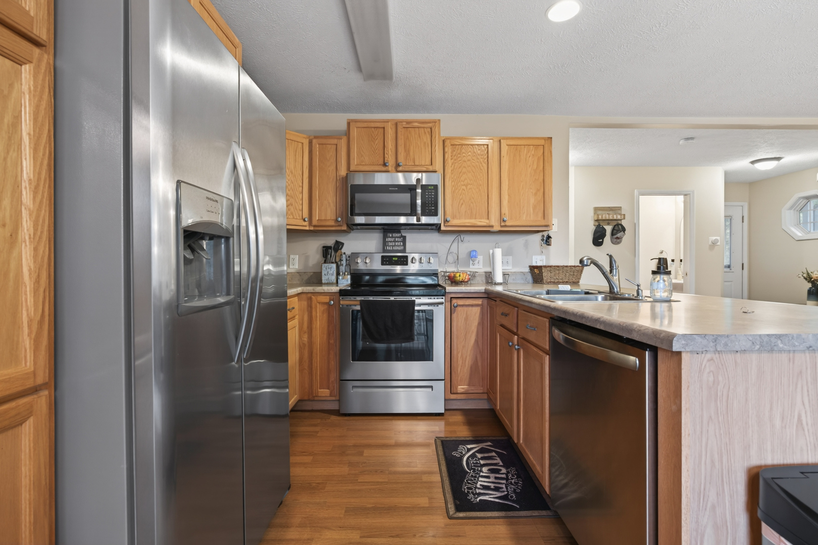 905 Taylor Lane, Leroy, IL 61752