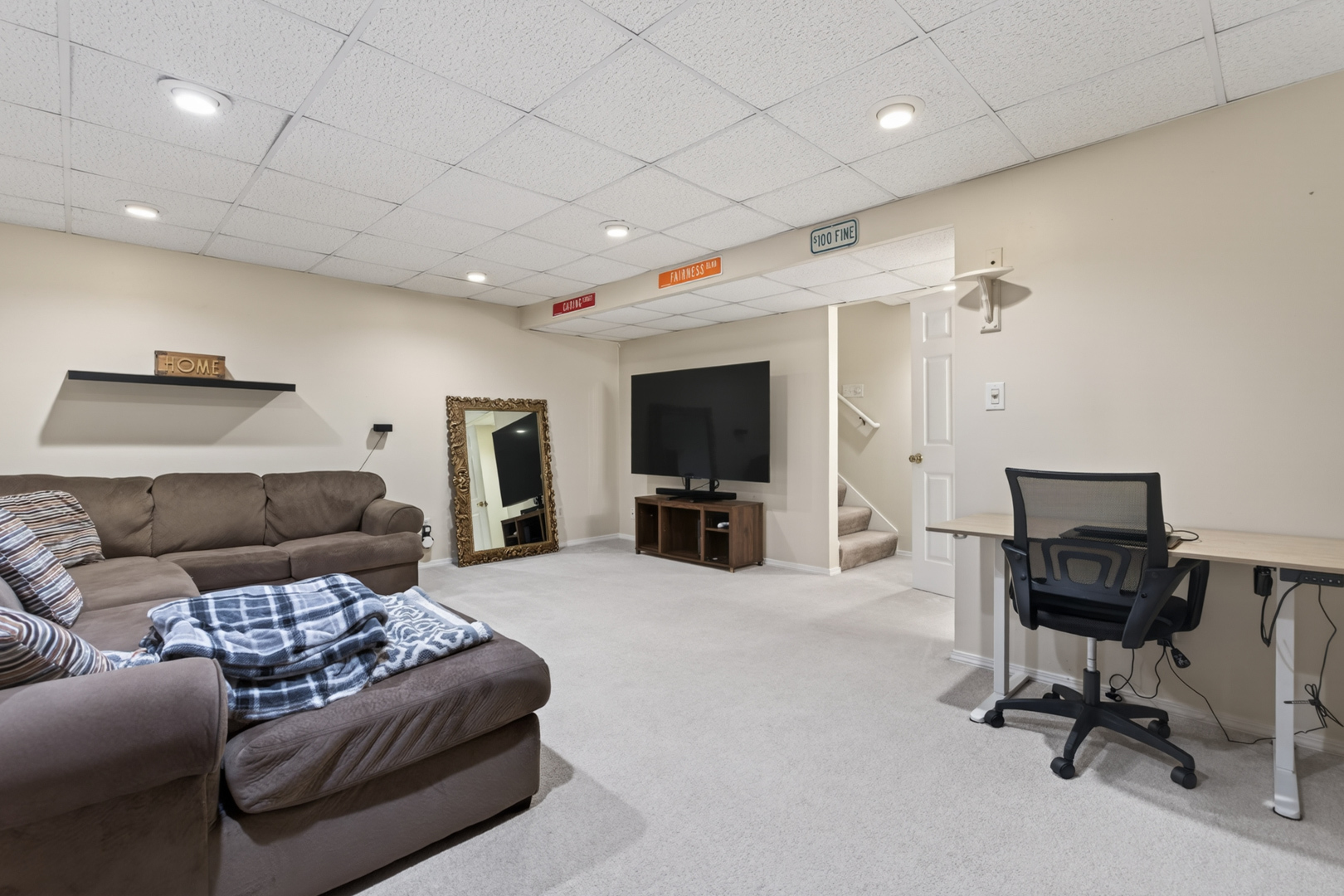 905 Taylor Lane, Leroy, IL 61752