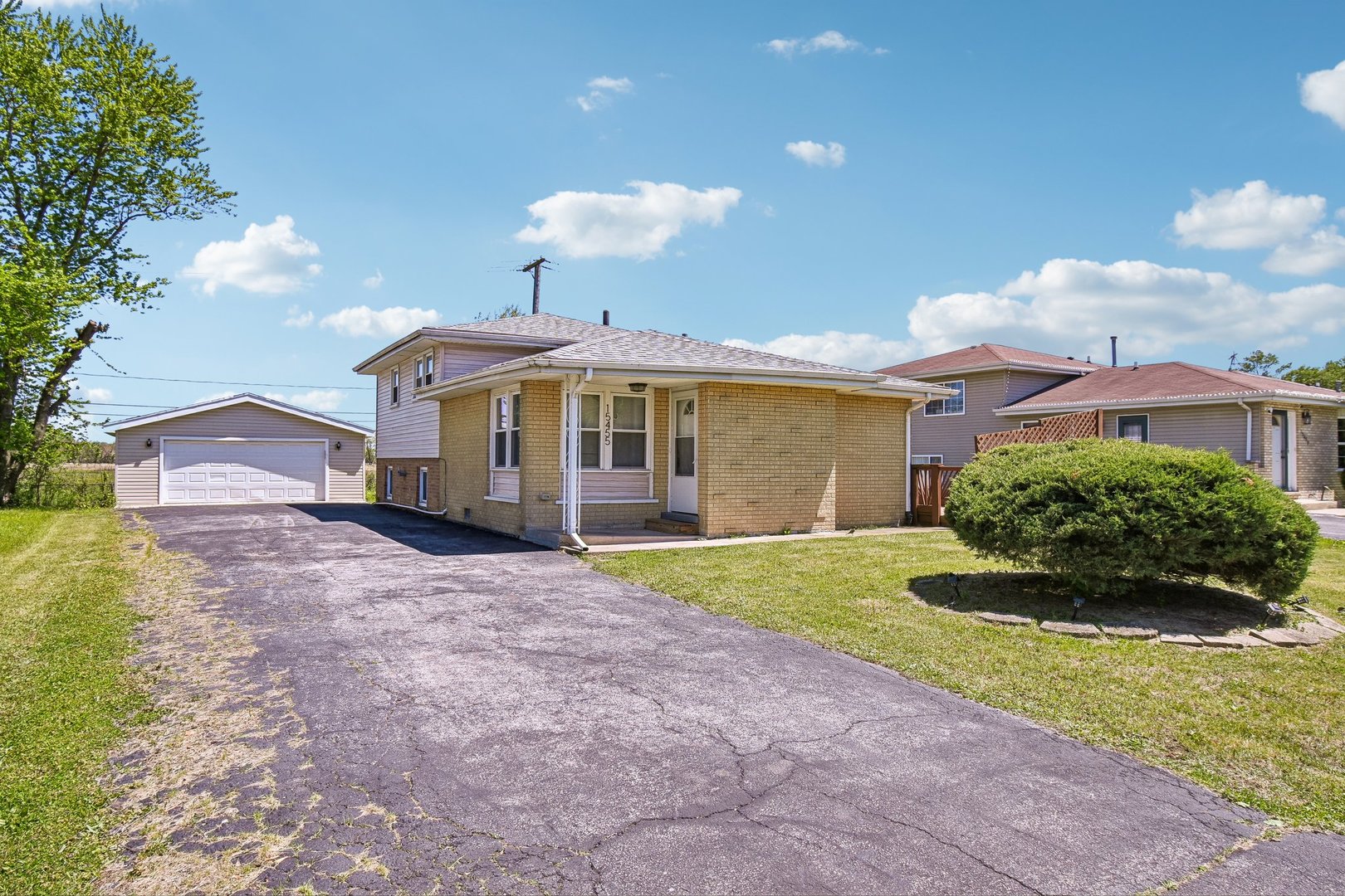 15455 Millard Avenue, Markham, IL 60428