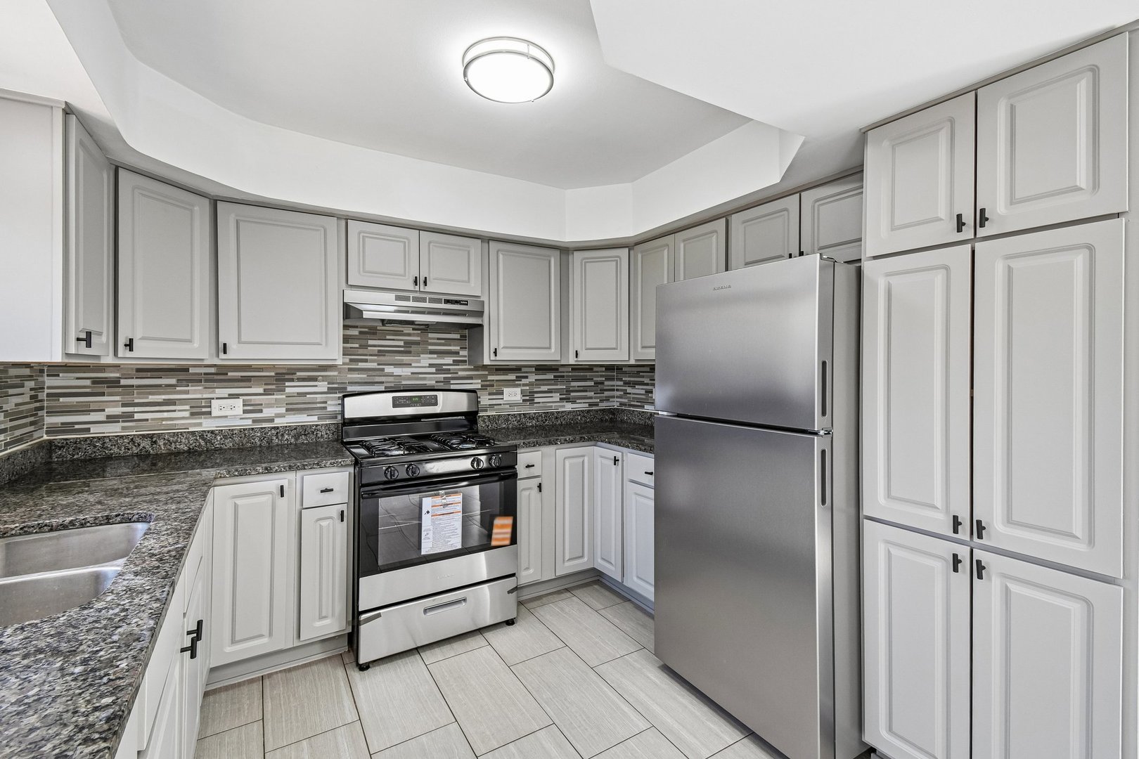 15455 Millard Avenue, Markham, IL 60428