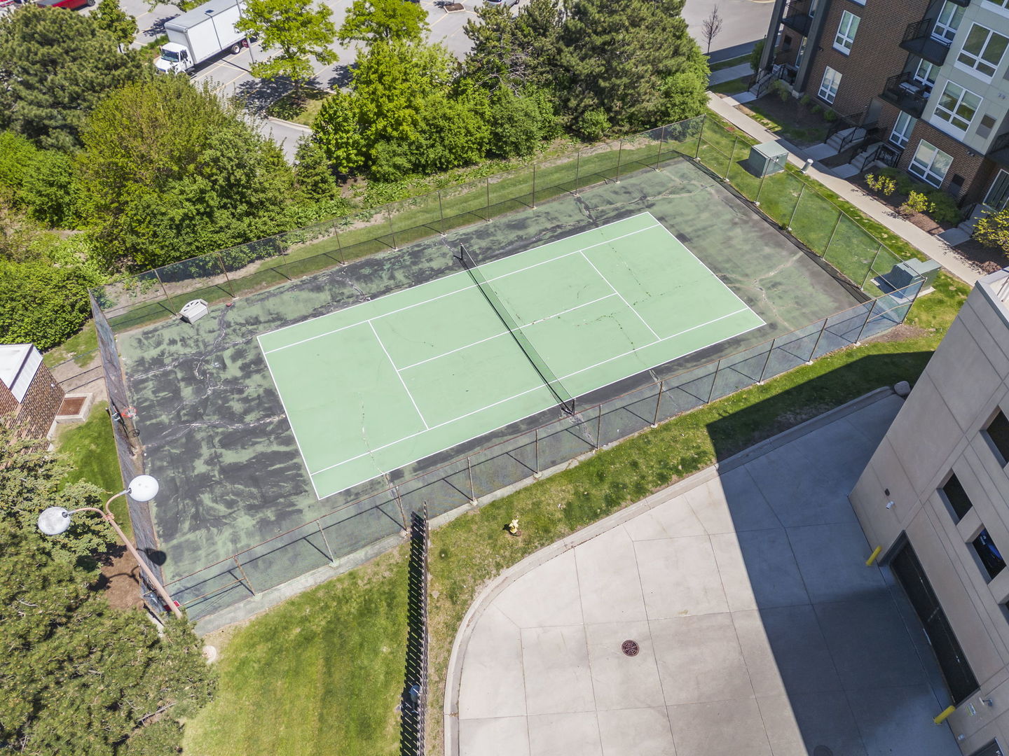 2201 S Grace Street #603, Lombard, IL 60148