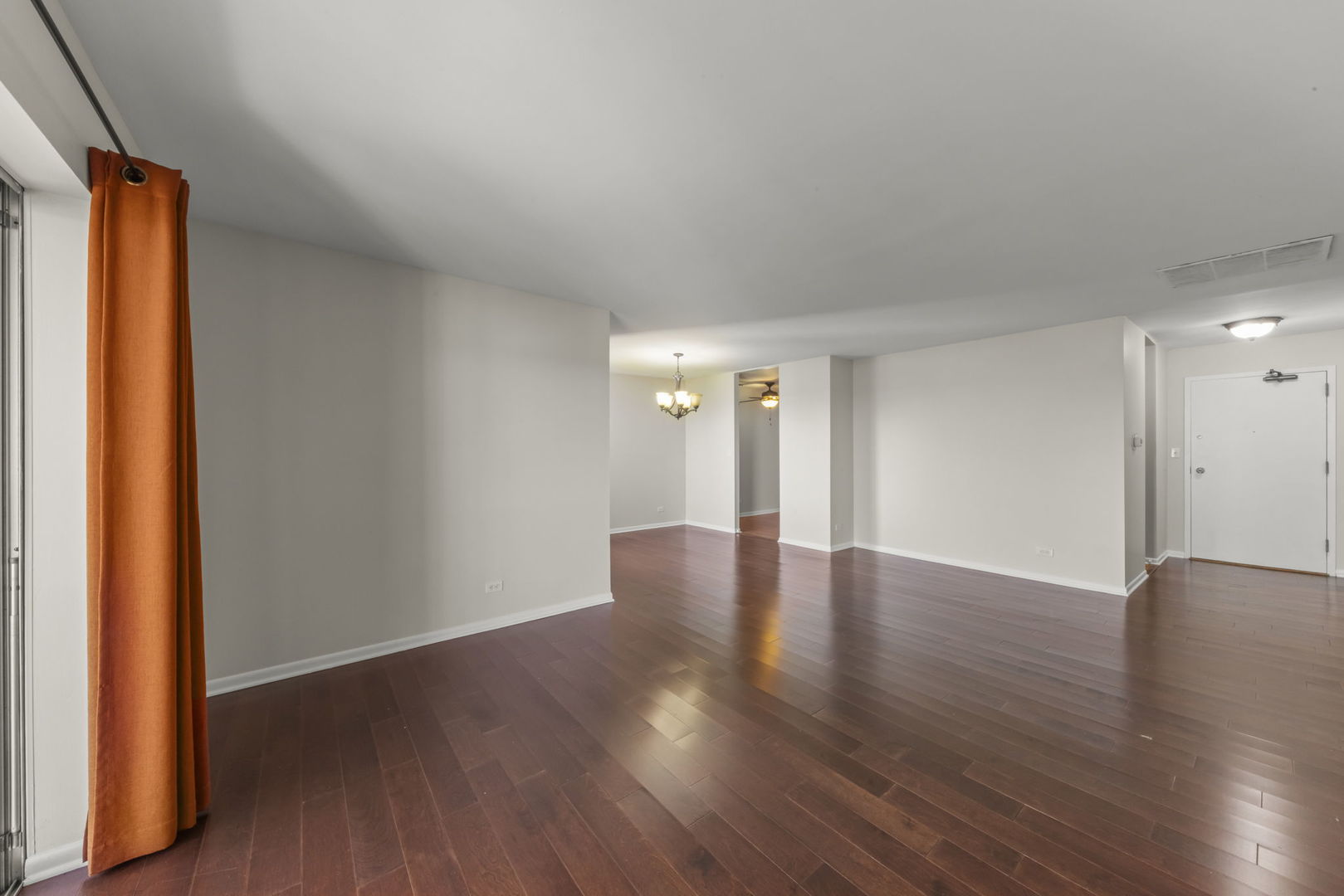 2201 S Grace Street #603, Lombard, IL 60148