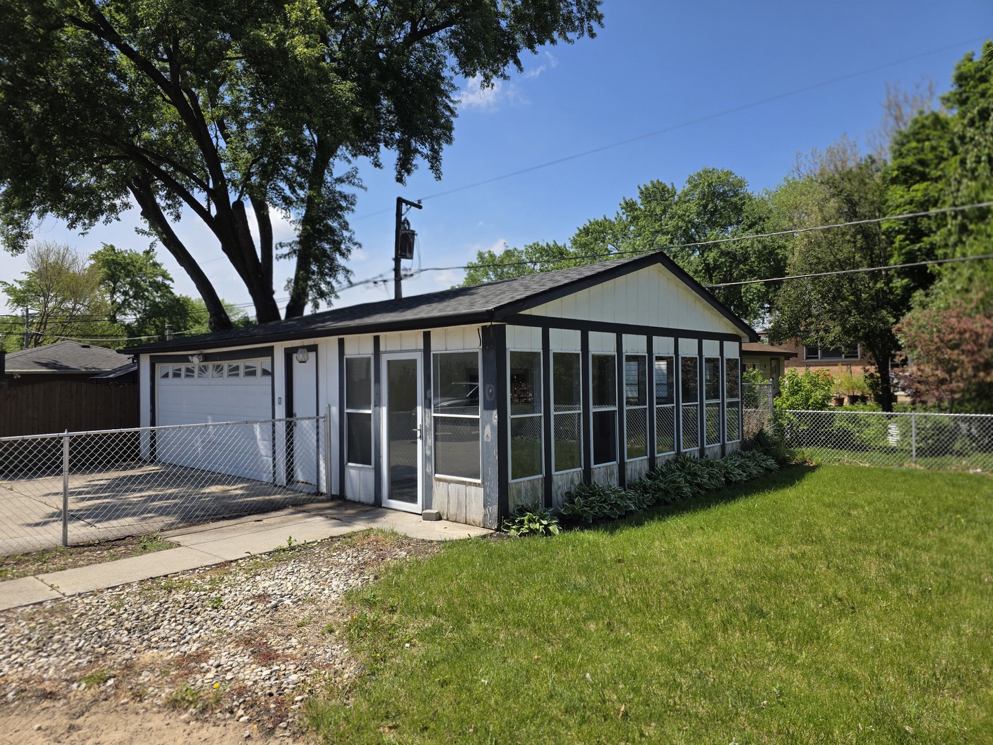 17612 71st Avenue, Tinley Park, IL 60477