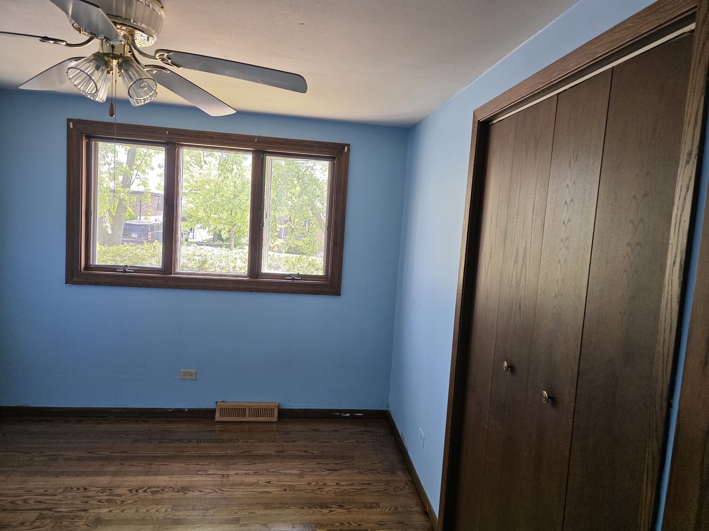 17612 71st Avenue, Tinley Park, IL 60477