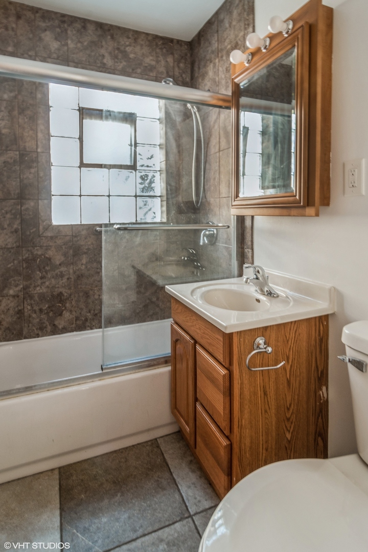 8910 Grand Avenue #1S, River Grove, IL 60171