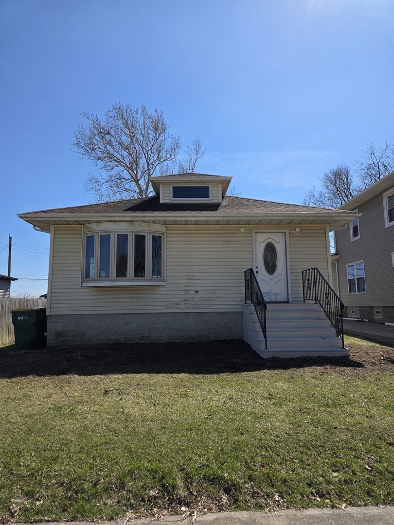 900 Cochrane Avenue, Joliet, IL 60436