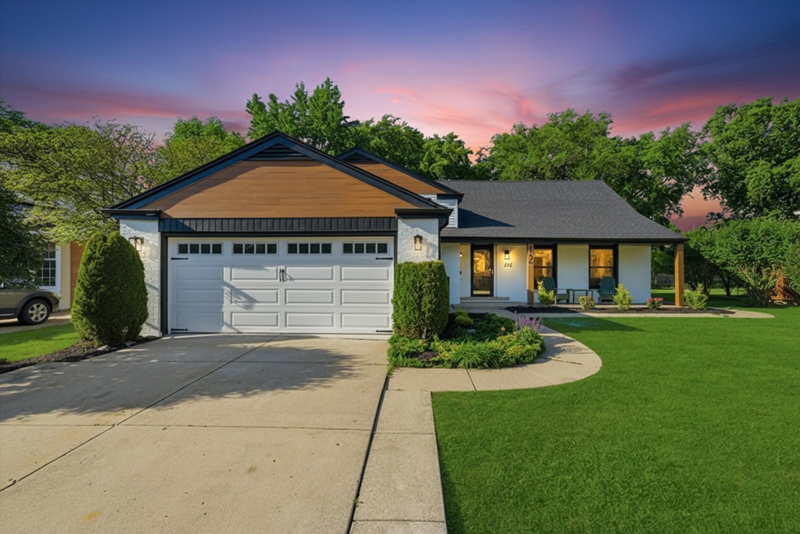 12 W Pickwick Road, Arlington Heights, IL 60005