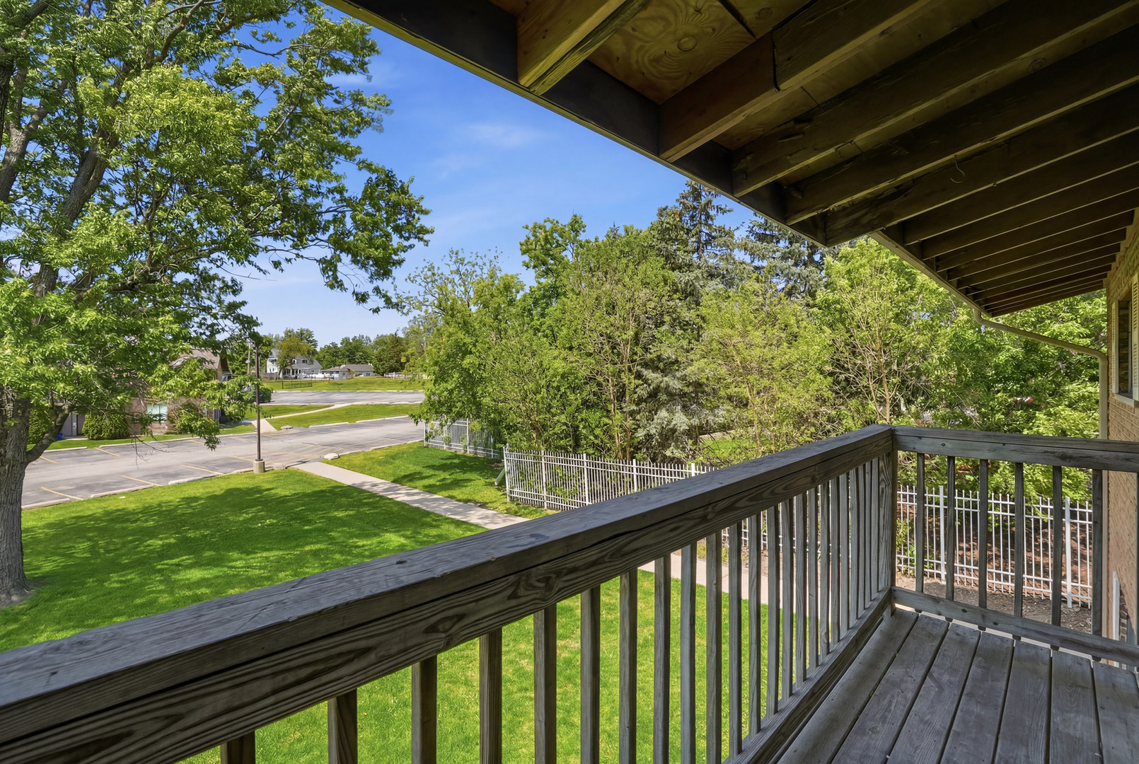 7413 Brookdale Drive #212, Darien, IL 60561