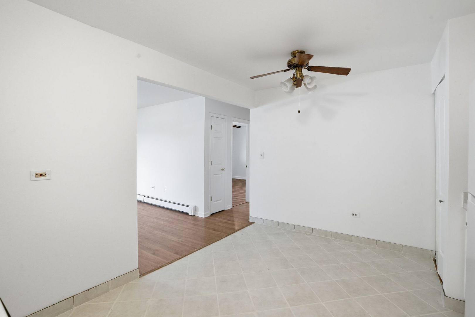 7413 Brookdale Drive #212, Darien, IL 60561