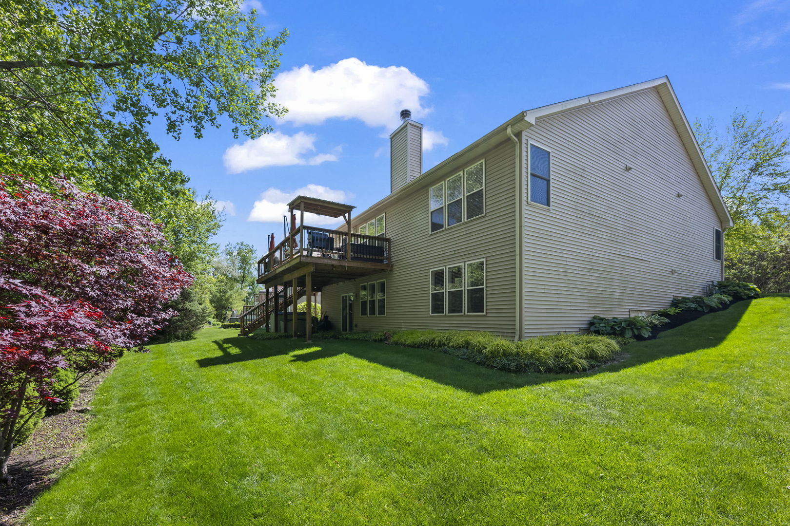 861 Prairie Ridge Drive, Woodstock, IL 60098