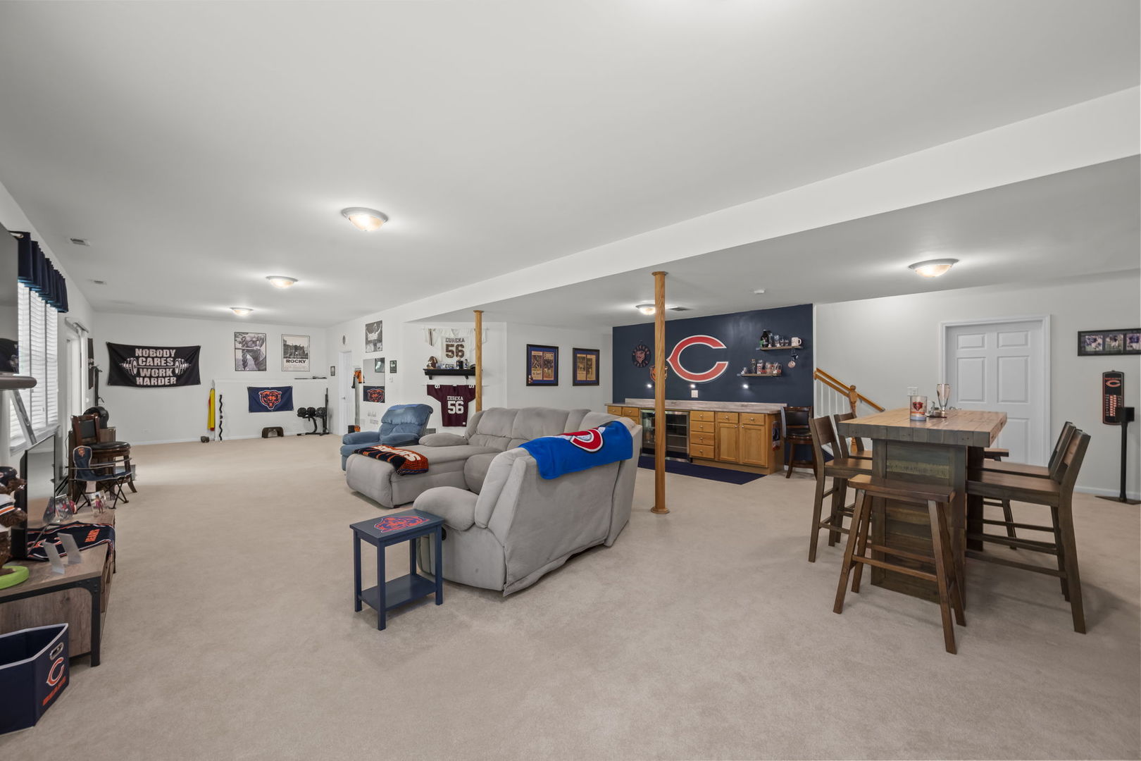 861 Prairie Ridge Drive, Woodstock, IL 60098
