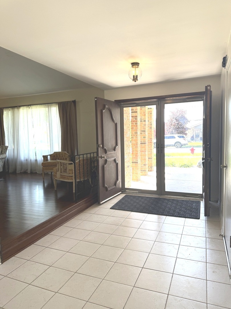 5942 W 124th Street, Alsip, IL 60803