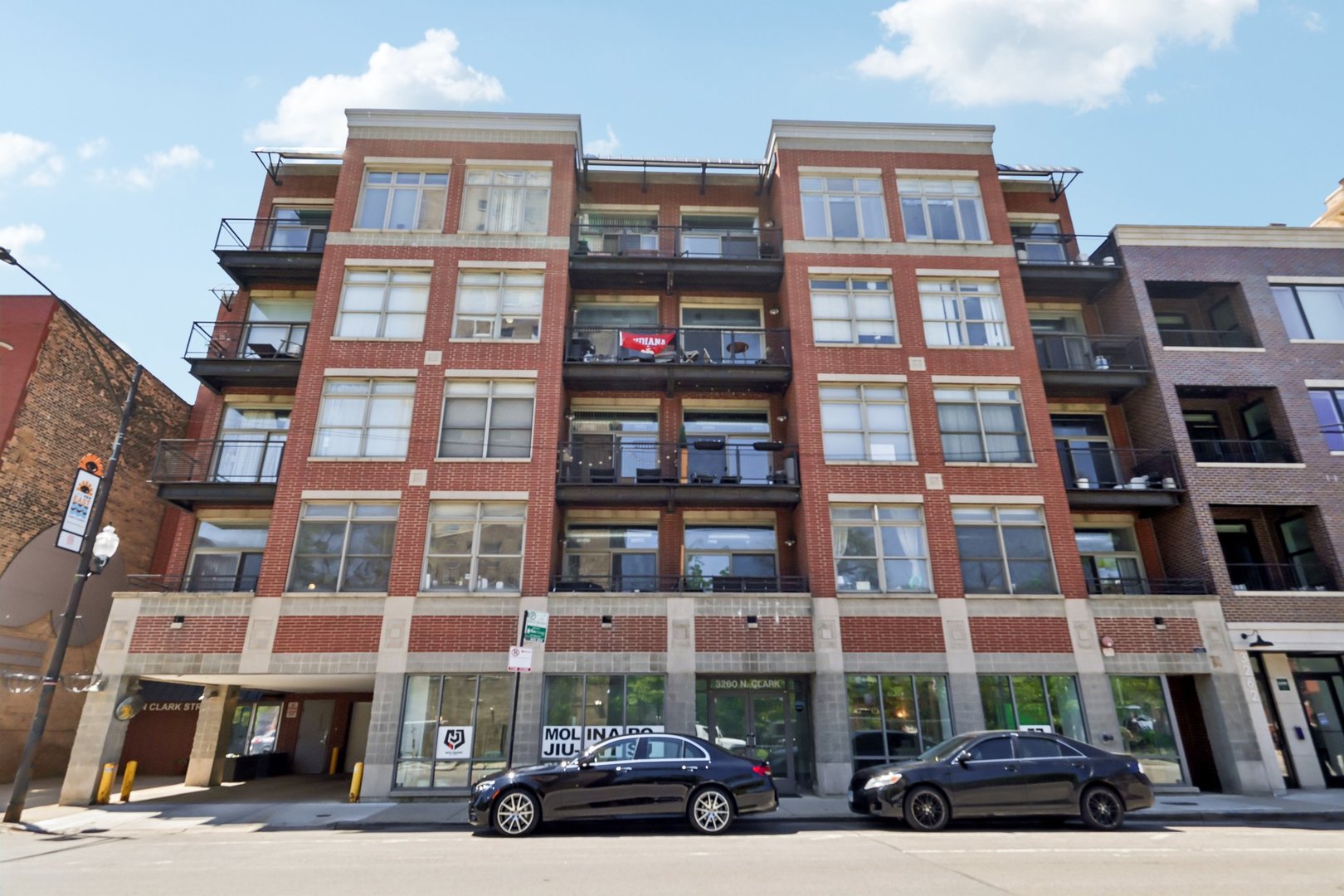 3260 N Clark Street #408, Chicago, IL 60657