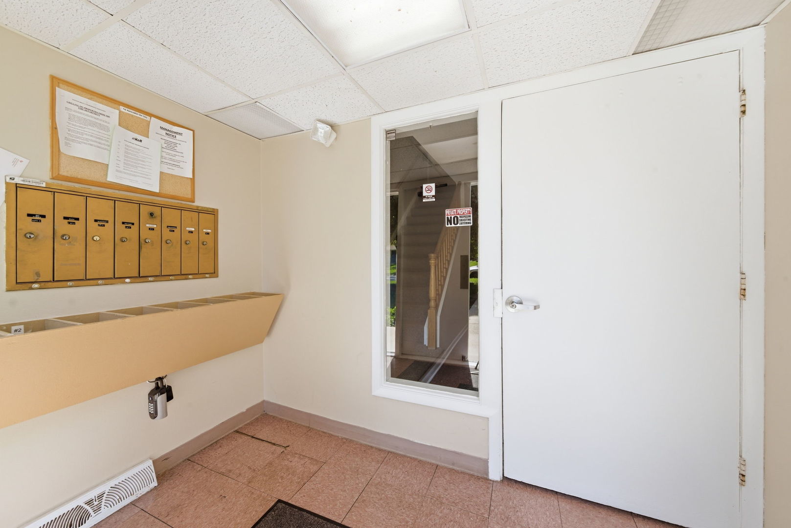 2630 Mitchell Drive #4, Woodridge, IL 60517